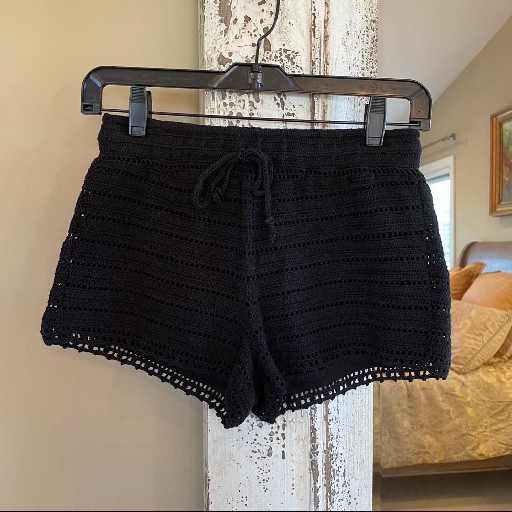NWOT Joie Crochet Hot Shorts